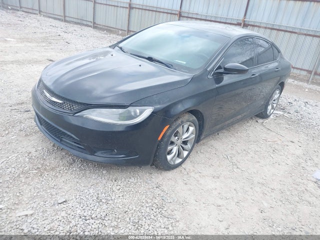 Chrysler 200 S 2015 1C3CCCBB4FN746827 Image 2