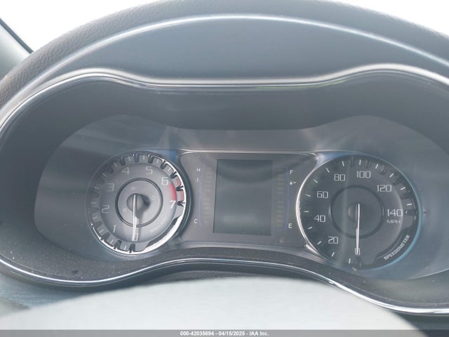 Chrysler 200 S 2015 1C3CCCBB4FN746827 Image 7