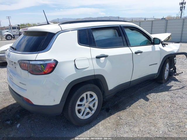 3C4NJCAB6MT532267 Jeep Compass Sport Fwd