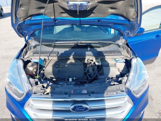 1FMCU0GD2HUD75382 Ford ESCAPE SE
