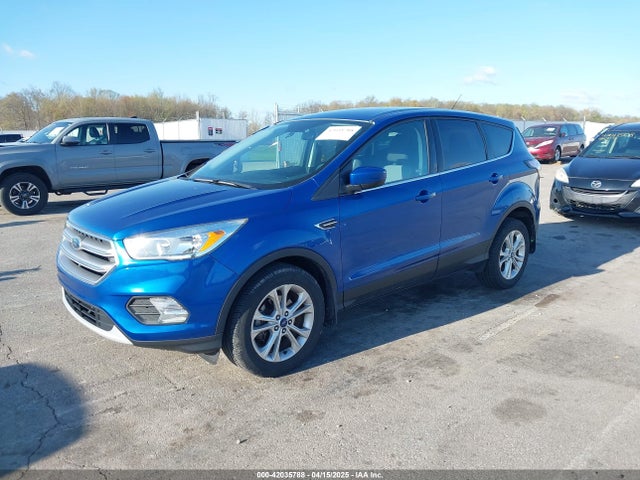 1FMCU0GD2HUD75382 Ford ESCAPE SE
