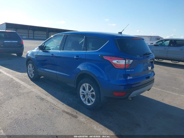 1FMCU0GD2HUD75382 Ford ESCAPE SE