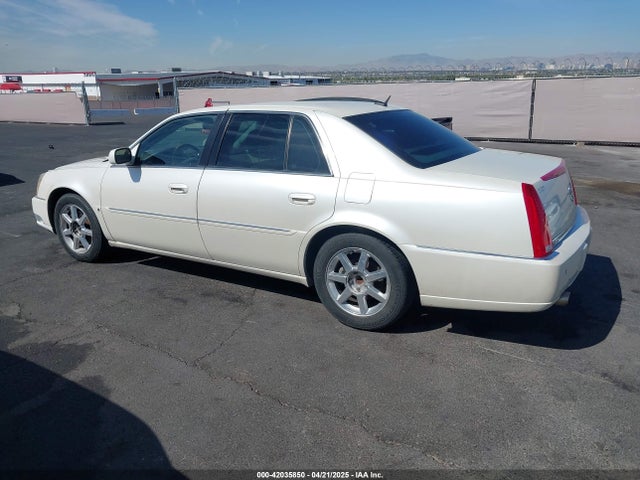 2008 CADILLAC DTS 1G6KD57Y88U102613 Photo 2