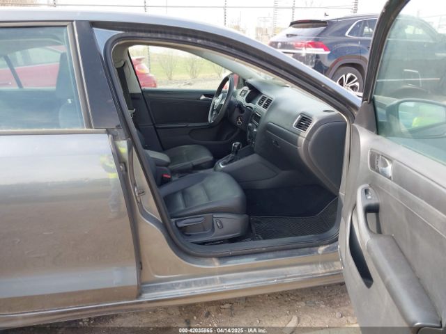 3VWD17AJ7EM246947 Volkswagen Jetta 1.8t Se