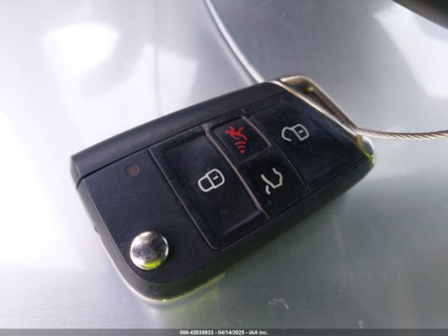 2020 VOLKSWAGEN TIGUAN 3VV3B7AX8LM036520 Photo 10
