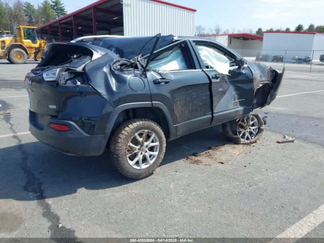 1C4PJMCB0FW650405 Jeep Cherokee Latitude