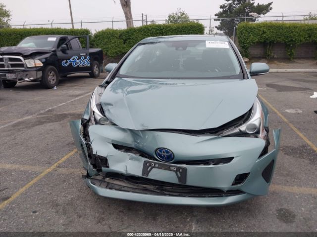 JTDKARFU7H3052594 Toyota Prius Three