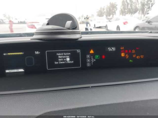 JTDKARFU7H3052594 Toyota Prius Three