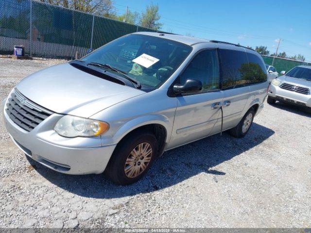 2006 CHRYSLER TOWN & COUNTRY 2A4GP44R46R779602 Photo 1