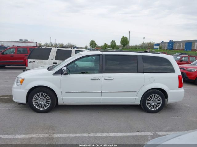 2C4RC1CG9FR573863 Chrysler Town & Country Touring-l