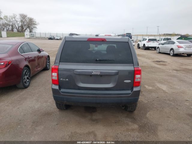 1C4NJRFB4GD617114 Jeep Patriot Latitude