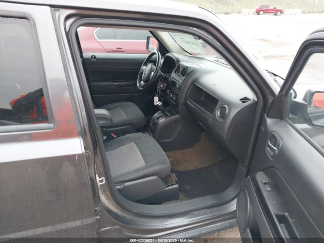 1C4NJRFB4GD617114 Jeep Patriot Latitude