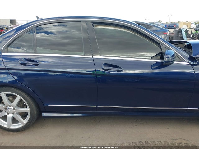 Mercedes-Benz 2014 2014 WDDGF4HB4EG239162 Image 13