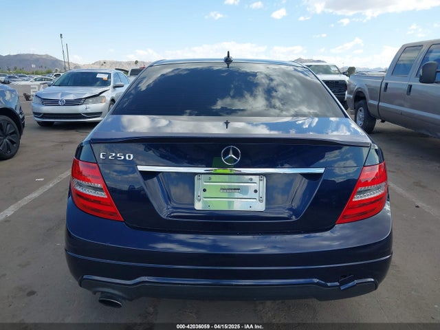 Mercedes-Benz 2014 2014 WDDGF4HB4EG239162 Image 16