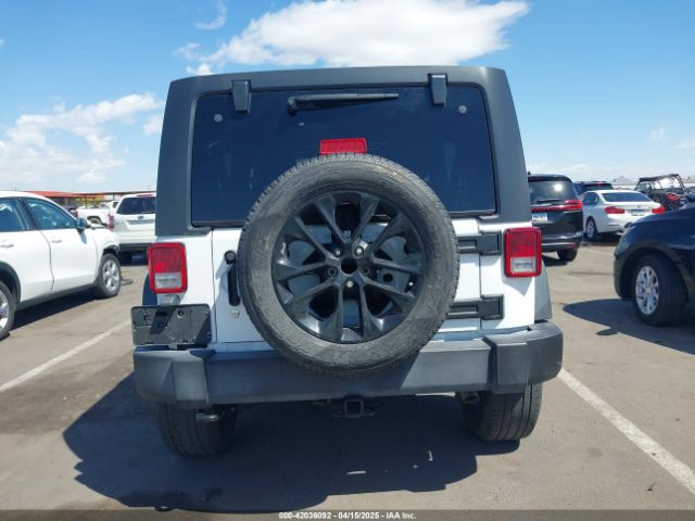 1C4BJWDG6HL711082 Jeep Wrangler Unlimited Sport 4x4