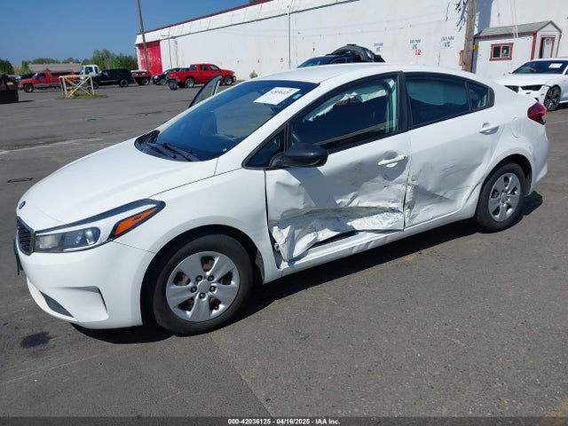 3KPFK4A79HE156869 KIA FORTE LX
