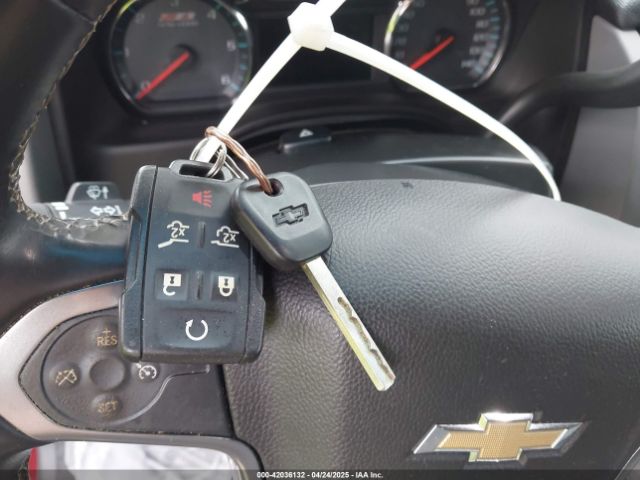 1GNSKBKCXHR270034 Chevrolet Tahoe Lt