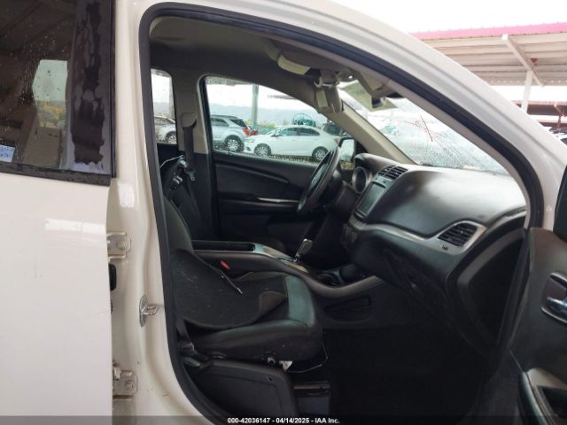 3C4PDCBB7KT797842 Dodge JOURNEY SE