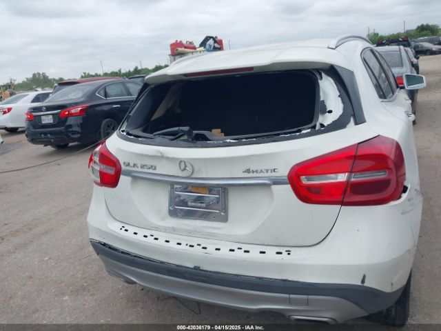 WDCTG4GB7FJ100133 Mercedes-Benz Gla 250 4matic