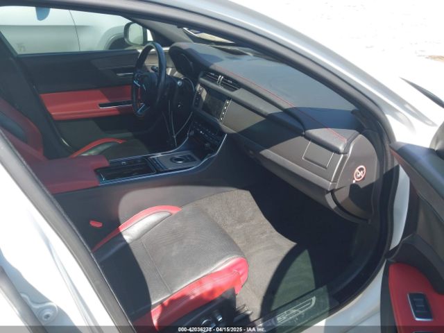 SAJBG4BVXGCY09116 Jaguar Xf S