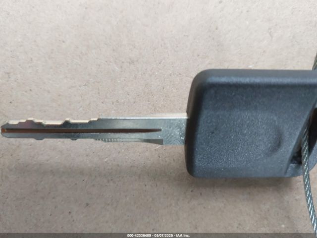 1N6BF0KY8HN805654 Nissan Nv Cargo Nv2500 Hd S V6