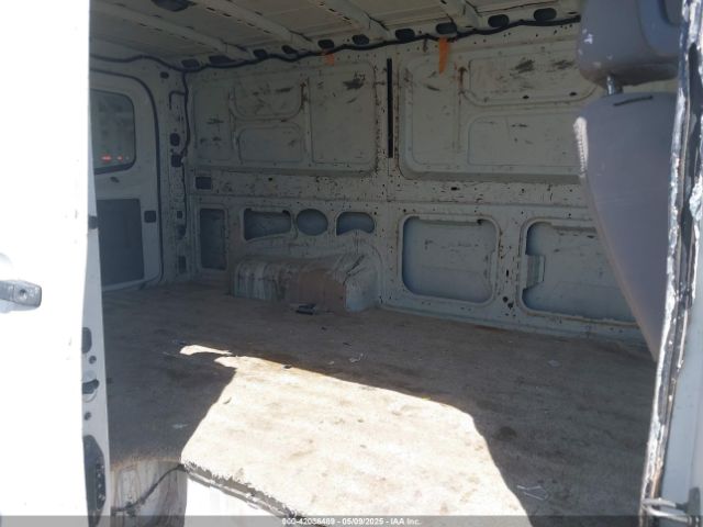 1N6BF0KY8HN805654 Nissan Nv Cargo Nv2500 Hd S V6