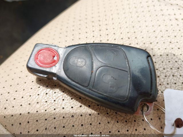 2003 MERCEDES-BENZ C 240 WDBRF61J43E013131 Photo 10