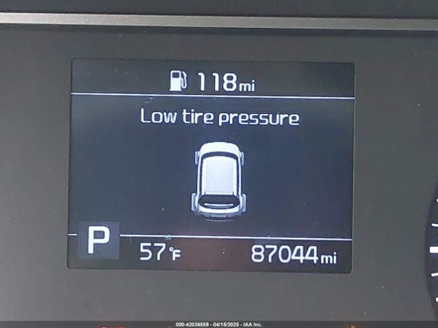 KNDJ23AU9L7051669 KIA SOUL LX