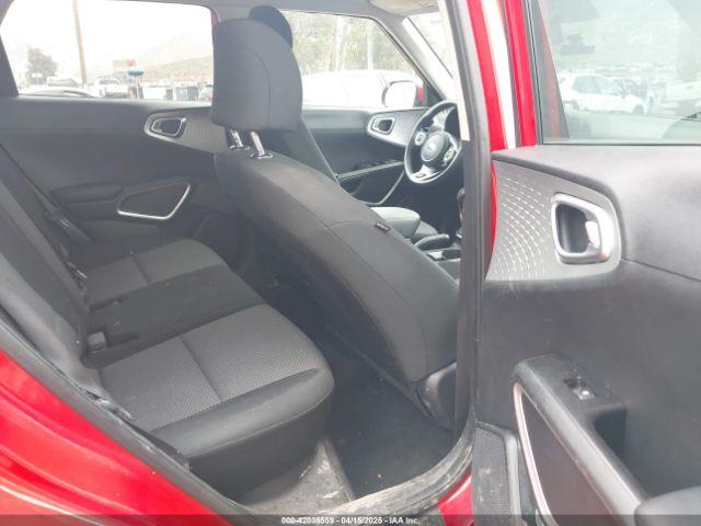 KNDJ23AU9L7051669 KIA SOUL LX
