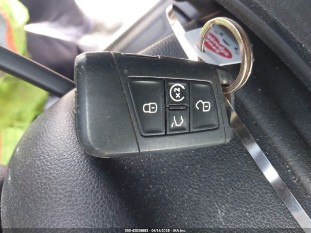 1V2UR2CA3KC613804 Volkswagen 2019