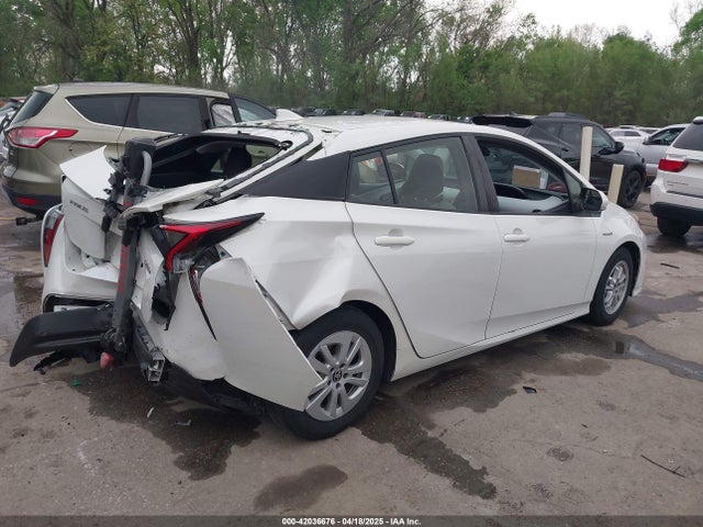 JTDKBRFUXH3036063 Toyota Prius Two