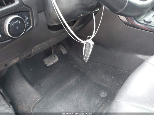 1FADP3N25FL374402 Ford Focus Titanium