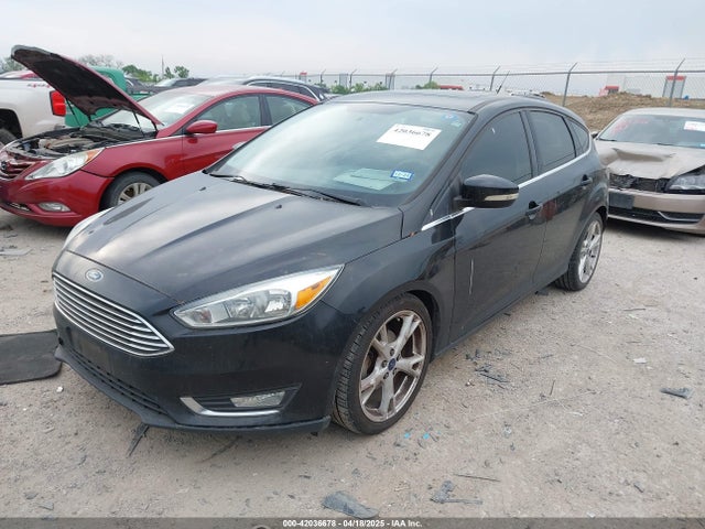 1FADP3N25FL374402 Ford Focus Titanium