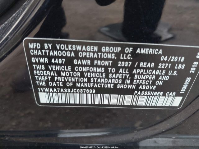 1VWAA7A33JC037639 Volkswagen Passat 2.0t R-line/2.0t S