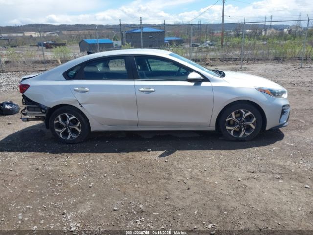 3KPF24AD9LE191880 KIA Forte Lxs