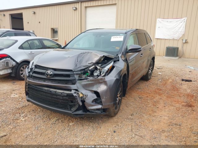 5TDJZRFH6JS539958 Toyota Highlander Se
