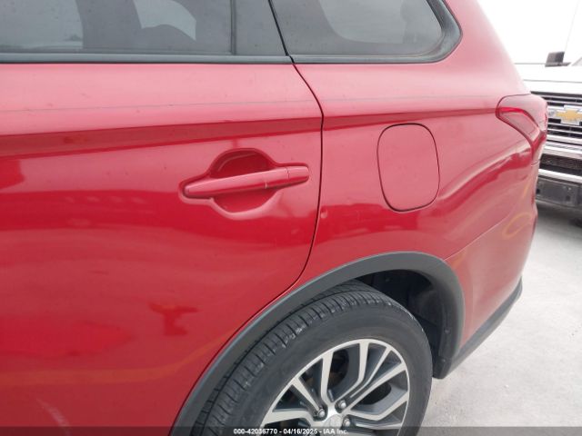 JA4AD3A31GZ035777 Mitsubishi Outlander Sel