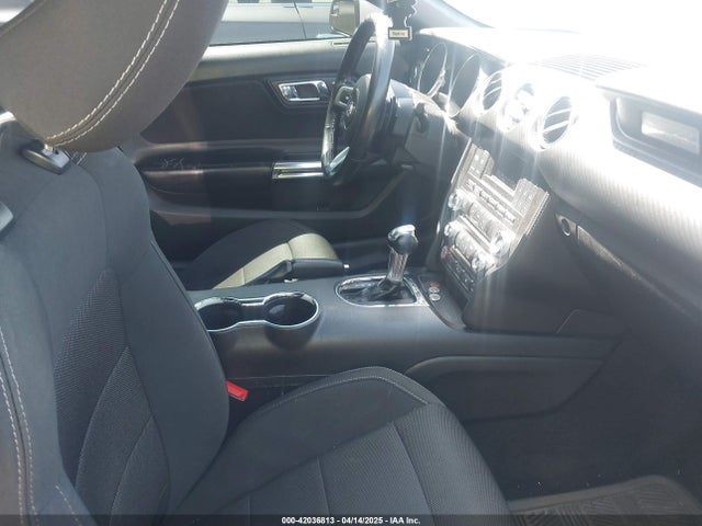 Ford Mustang V6 2015 1FA6P8AM2F5432919 Image 5