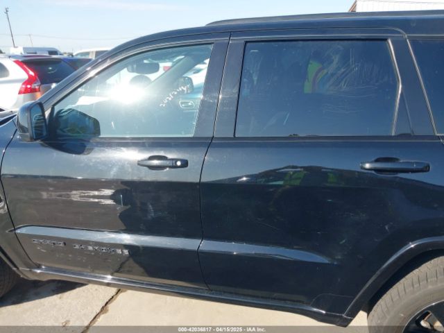 1C4RJFAGXHC817666 Jeep Grand Cherokee Altitude 4x4