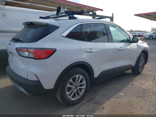 1FMCU0G62MUA61792 Ford ESCAPE SE