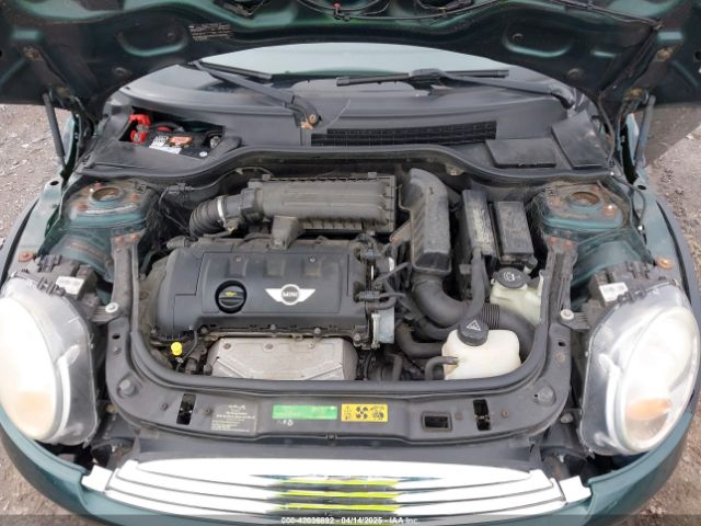 2010 MINI COOPER CLUBMAN WMWML3C56ATX37444 Photo 9