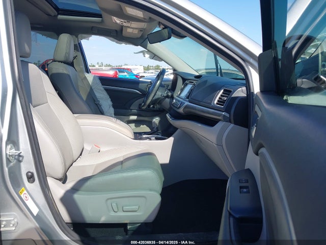 5TDYZRFH9HS229568 Toyota Highlander Limited