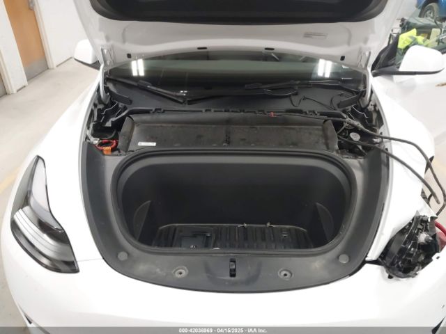 7SAYGDEE3NF358487 Tesla Model Y Long Range Dual Motor All-wheel Drive