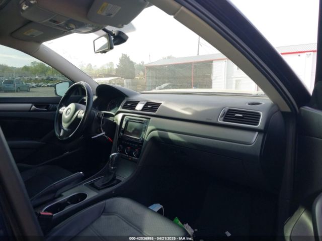 1VWBS7A39EC115834 Volkswagen Passat 1.8t Se