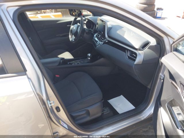 2019 TOYOTA C-HR NMTKHMBX3KR100868 Photo 4