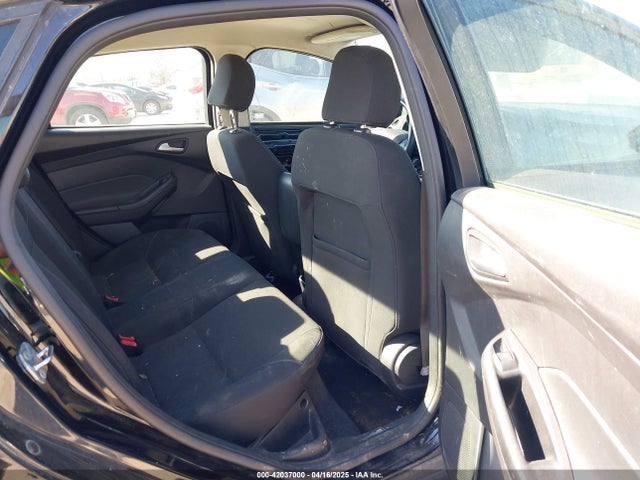 1FADP3F22HL209134 Ford FOCUS SE
