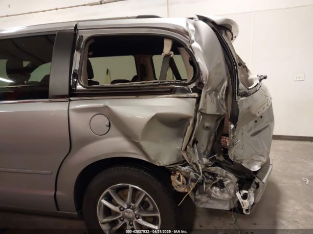 2C4RDGCG4FR686989 Dodge Grand Caravan Sxt Plus