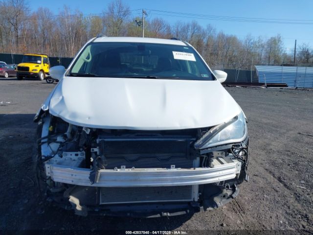 2C4RC1BG7LR139258 Chrysler Pacifica Touring L