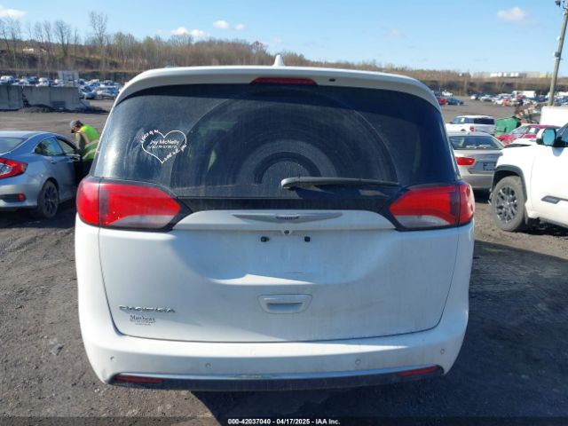 2C4RC1BG7LR139258 Chrysler Pacifica Touring L