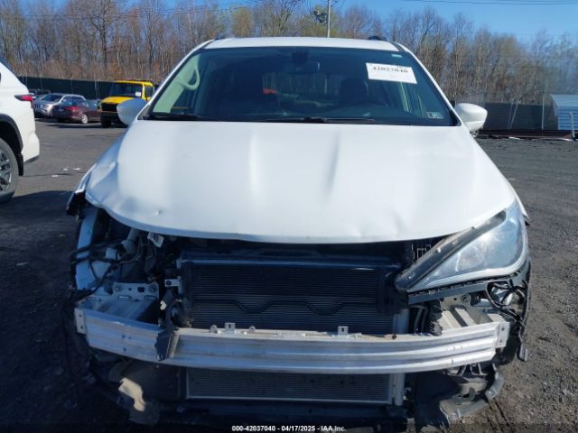 2C4RC1BG7LR139258 Chrysler Pacifica Touring L